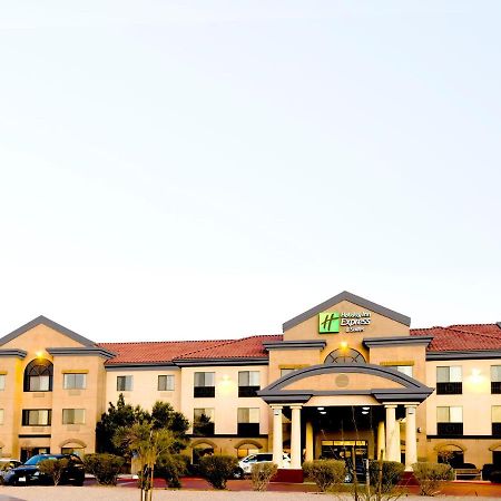 Holiday Inn Express Hotel & Suites Barstow By Ihg Bagian luar foto