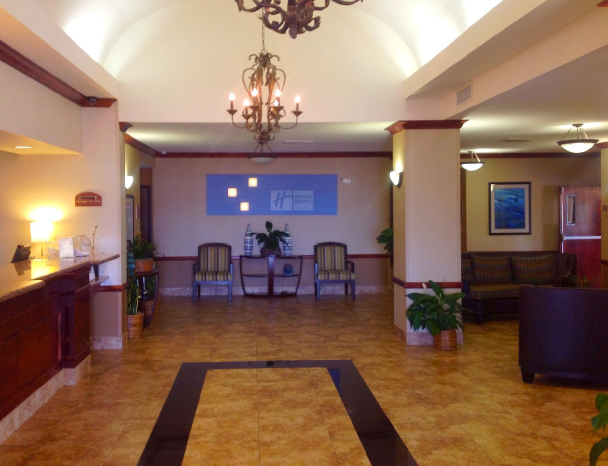 Holiday Inn Express Hotel & Suites Barstow By Ihg Bagian luar foto