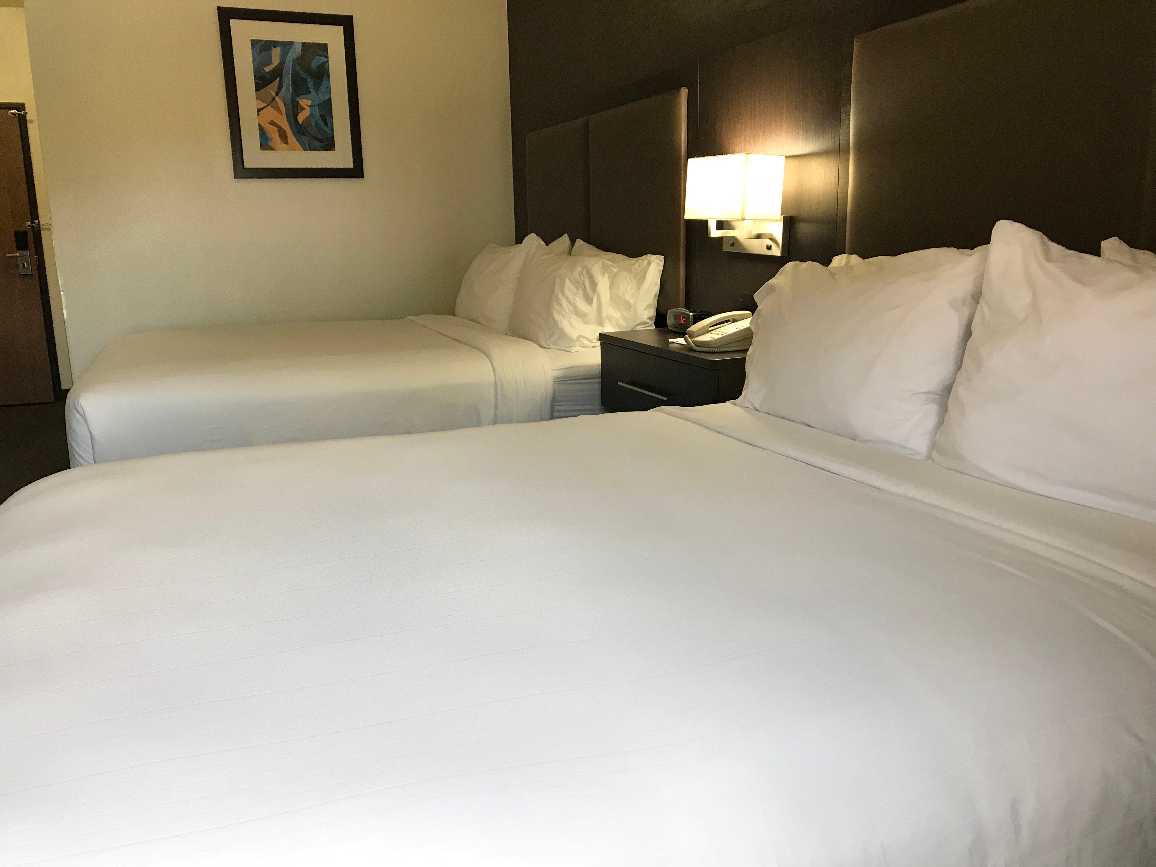 Holiday Inn Express Hotel & Suites Barstow By Ihg Bagian luar foto
