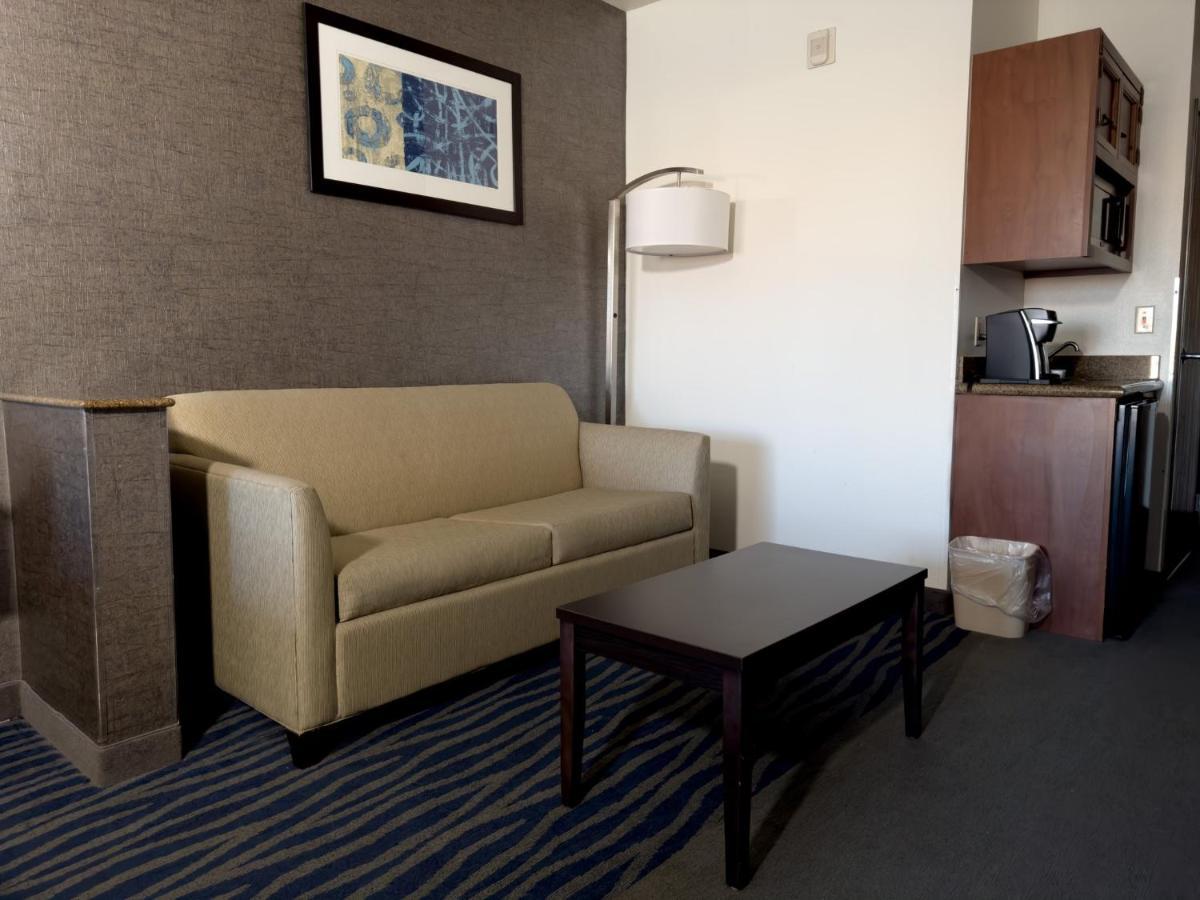 Holiday Inn Express Hotel & Suites Barstow By Ihg Bagian luar foto