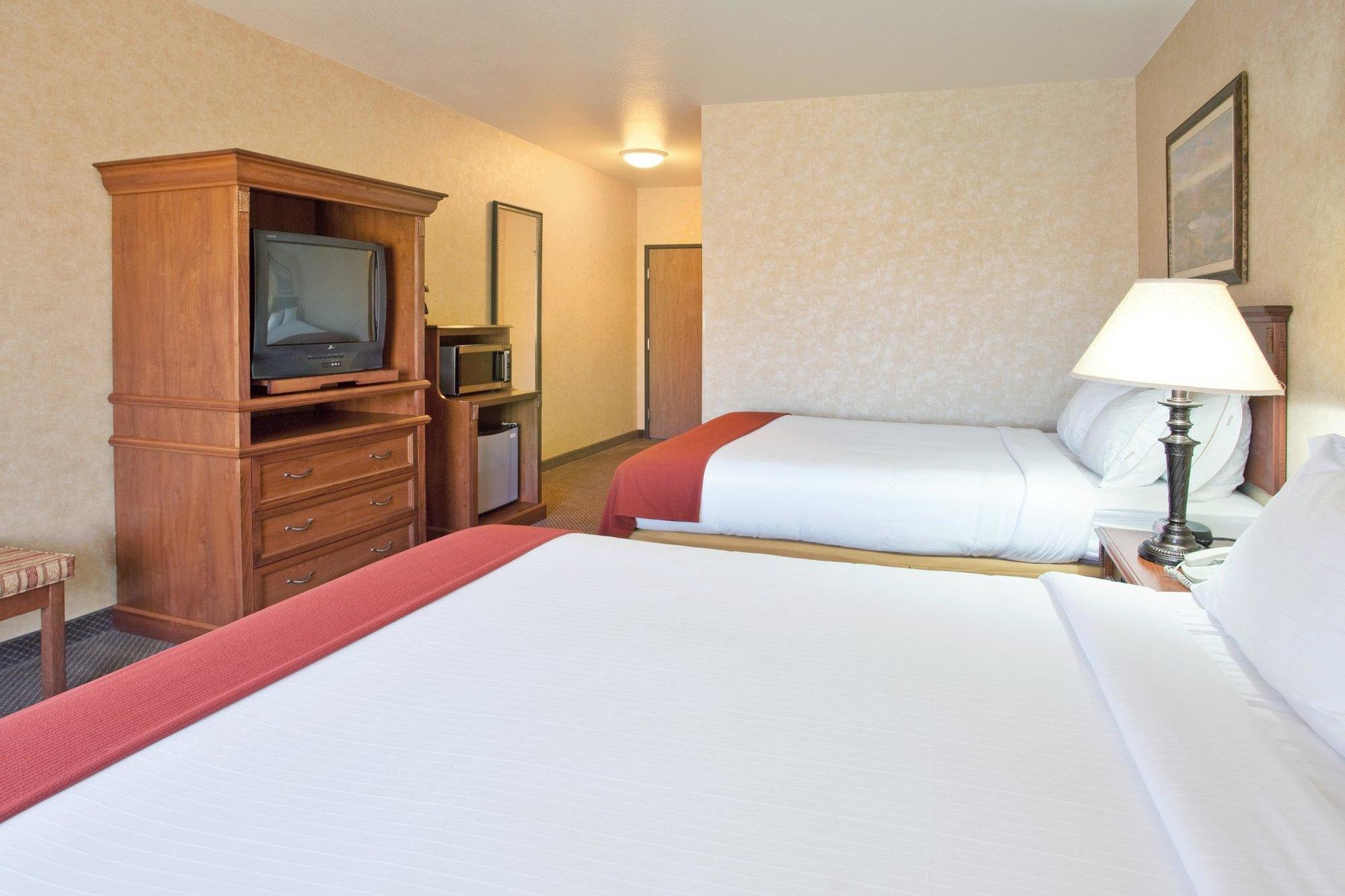 Holiday Inn Express Hotel & Suites Barstow By Ihg Bagian luar foto